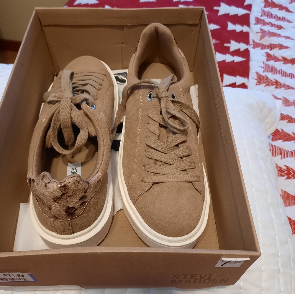 Steve Madden Charlie Taupe Suede Sneaker